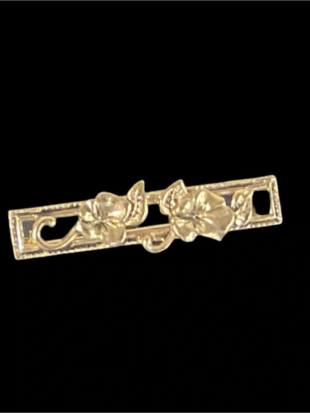 Vintage Avon Goldtone Floral Bar Brooch Delicate Openwork Flower Pin 40mm